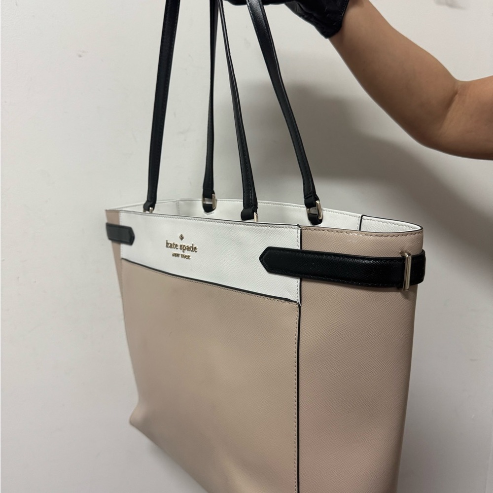 kate spade Tan and Black Tote Bag - Picture 3 of 5